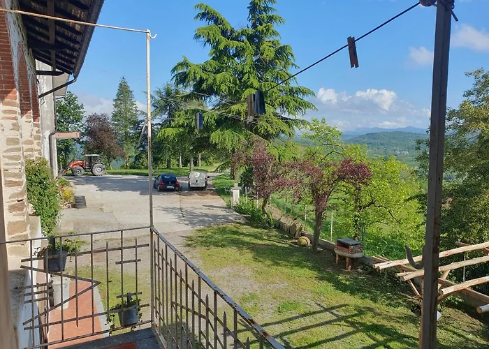 Cascina Nonna Egle * Mombarcaro